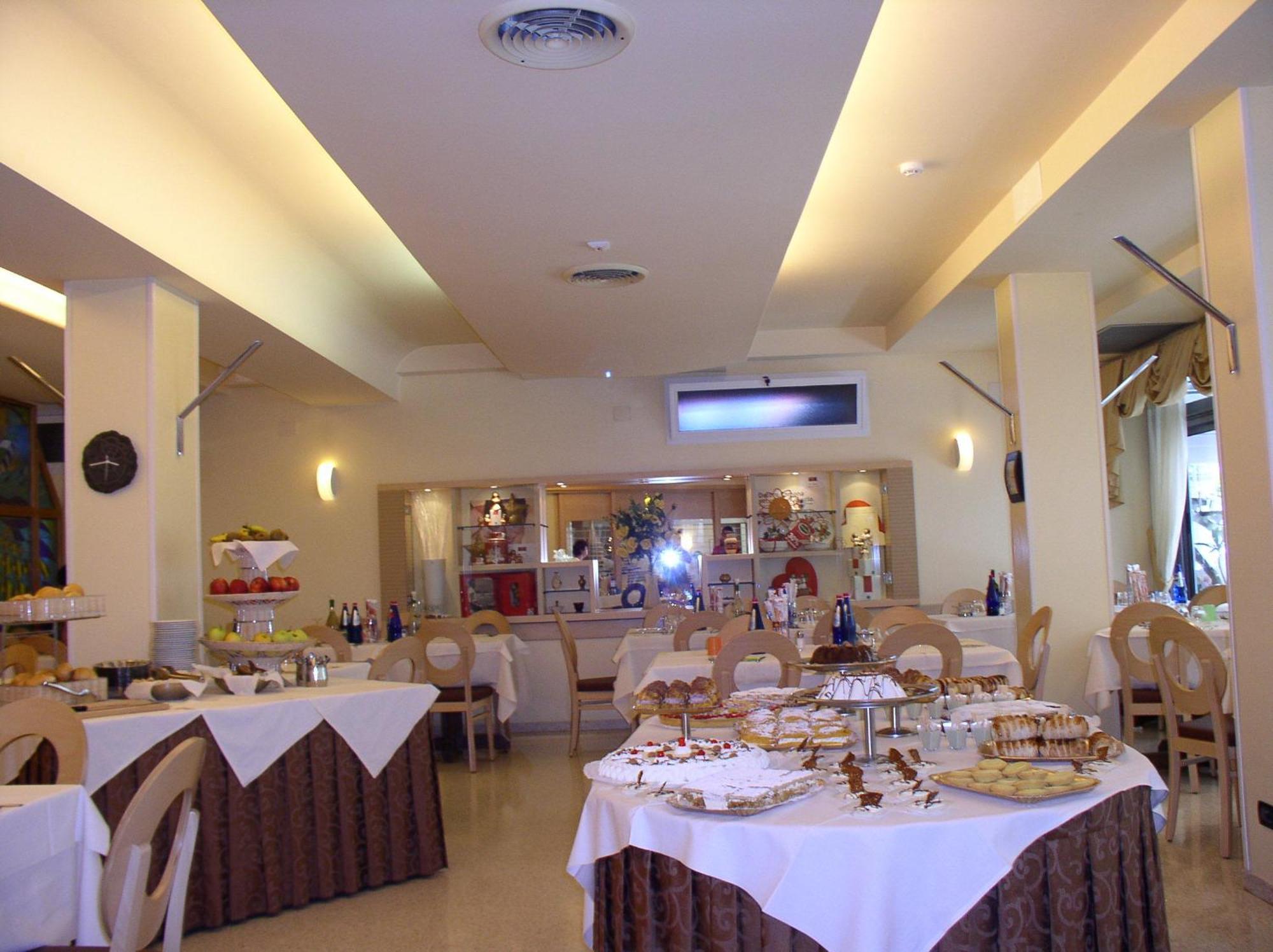 Hotel Zurigo Varazze Exterior foto